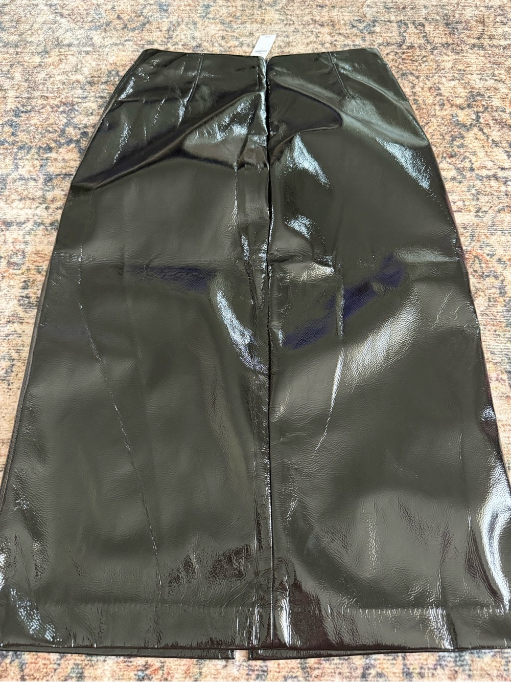 GAP Black Patent Pencil Skirt with Rear Slit - Picture 4 of 4